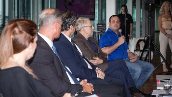 El luthier israelí Amnon Weinstein