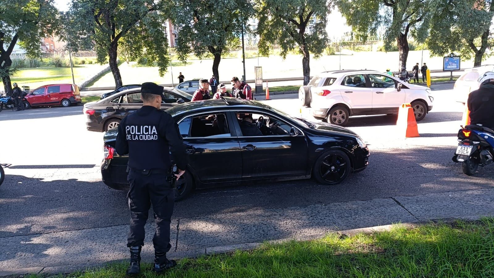 Los servicios de Policía mantendrán guardias activas durante las 24 horas