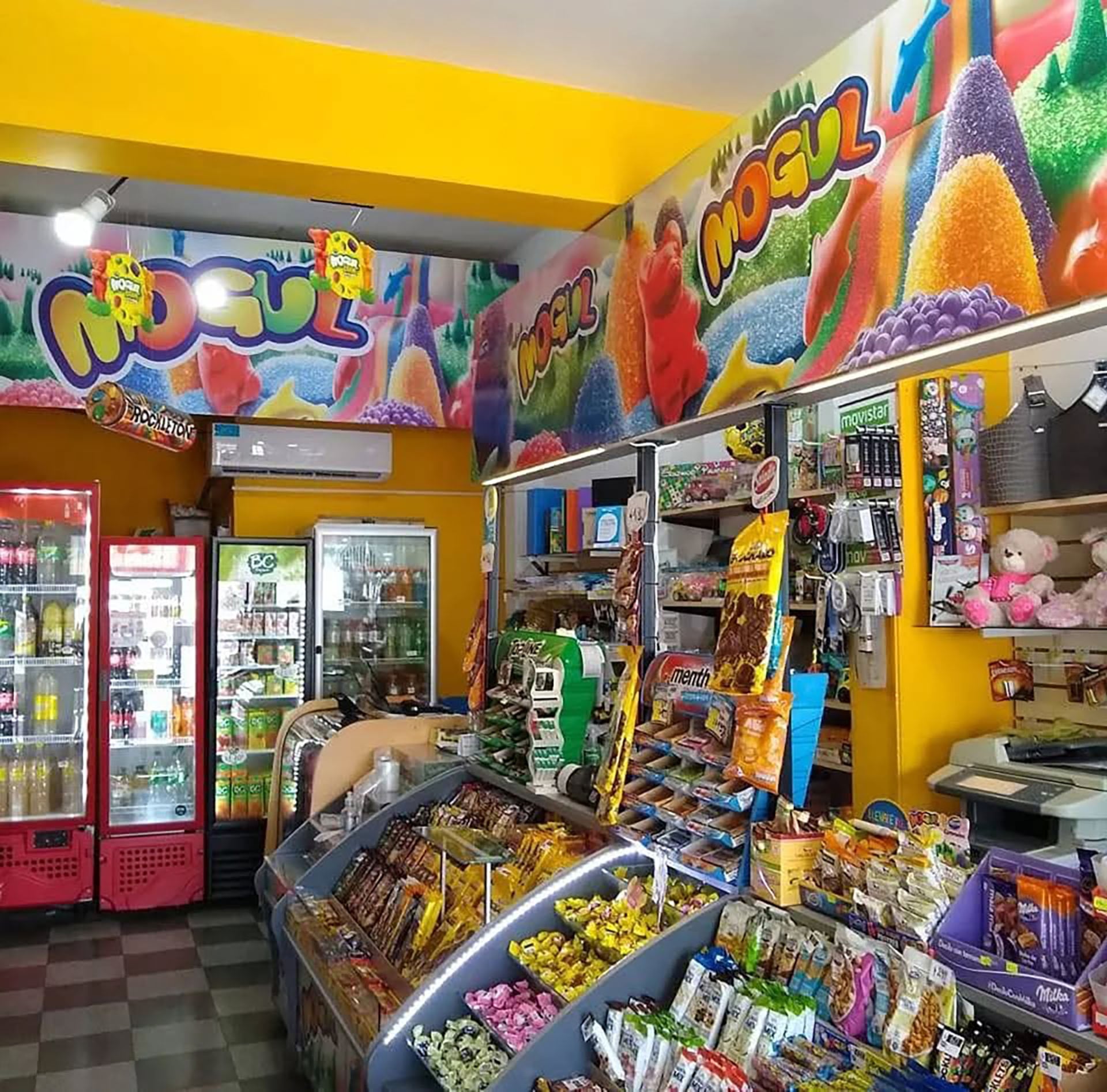 Por cada kiosco de cadena que abre, cierran entre 6 y 8 ya establecidos