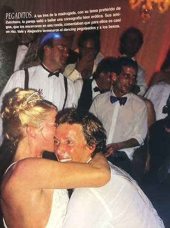 Los novios en pleno festejo