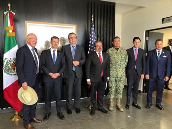 Sostienen secretarios de México y