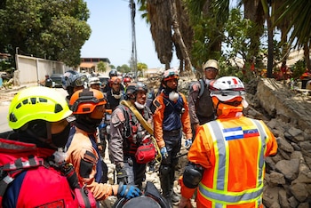 El Gobierno de El Salvador envió seis aviones, 300 rescatistas y 150 toneladas de insumos a Venezuela tras los dos terremotos registrados este jueves. (Cortesía: Secretaría de Prensa)