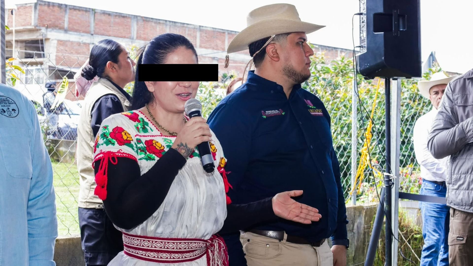 Arrestan en Michoacán a secretaria del Bienestar de Uruapan por encubrimiento en el asesinato de Carlos Manzo: es familiar de implicados