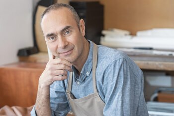Un trabajador durante su jornada