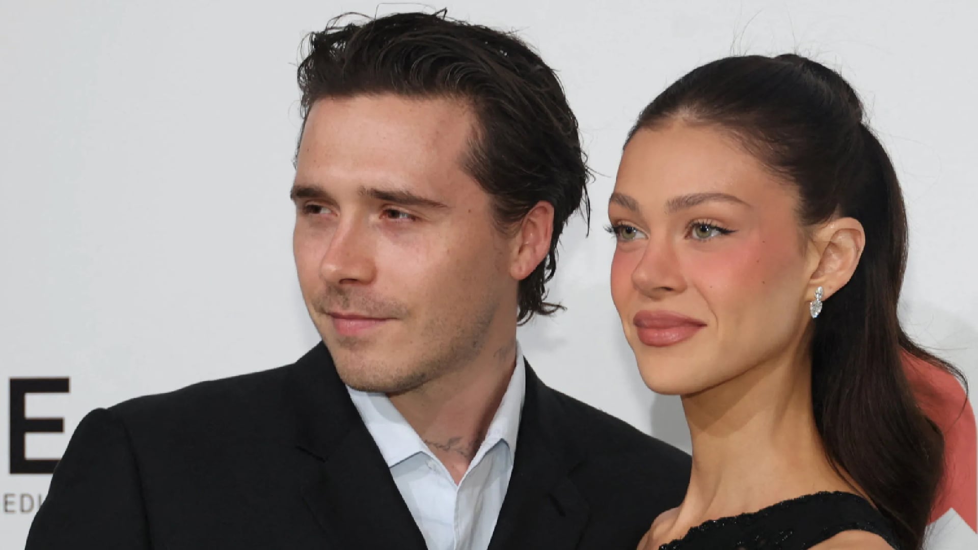 Brooklyn Beckham celebró su cuarto aniversario de bodas con Nicola Peltz destacando el gran momento que atraviesa su relación (REUTERS/Aude Guerrucci)