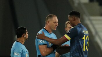 Piden investigar a Pablo Bustos,