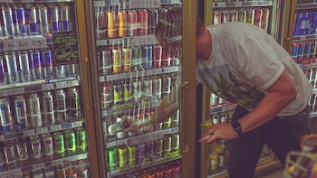 Ocho bebidas energéticas al día:
