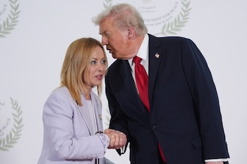 Trump y Meloni, cuya relación se deterioró tras el G7 de Évian, deberán reencontrarse esta semana en la cumbre de la OTAN en Ankara. (AP Foto/Evan Vucci, Pool, archivo)