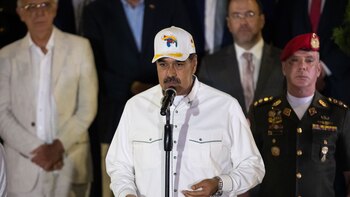 El Gobierno de Maduro acusa