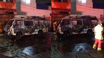 Una combi de transporte público