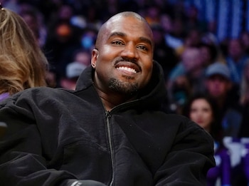 Kanye West argumentó en su momento que parte de sus conductas polémicas son resultado de su lucha contra el trastorno de bipolaridad
(Foto AP/Ashley Landis, Archivo)