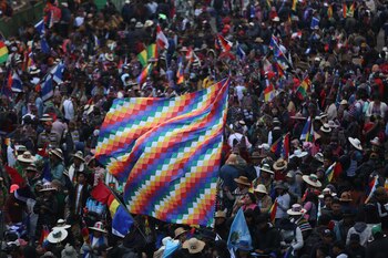Militantes del MAS participaron de un cabildo en El Alto (EFE/Luis Gandarillas)