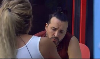 Apio tenía que preguntarle a