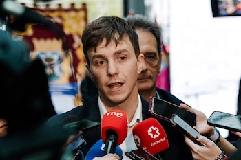 Imagen LMRVZULLNNCKNJTROCBQDZJZQM