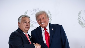 Trump pide el voto para Orbán en las elecciones de Hungría y lo ensalza como un líder "firme y poderoso"