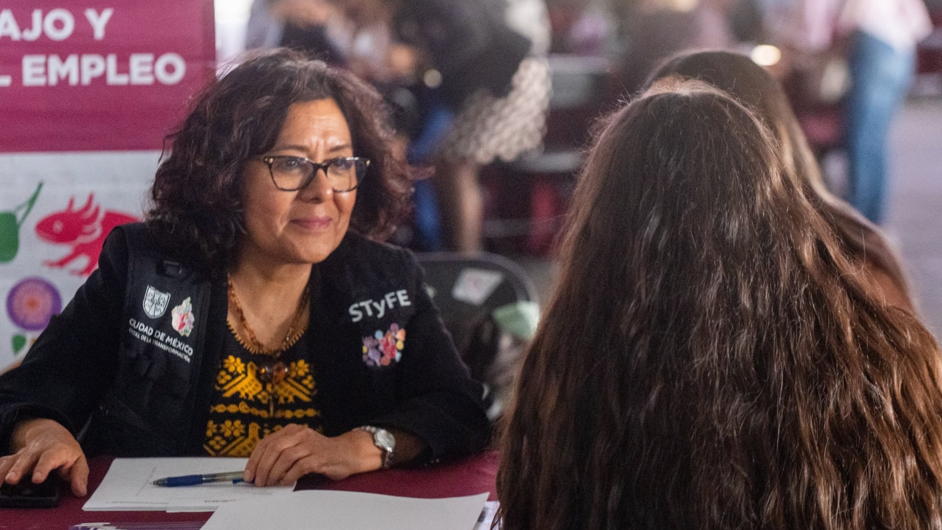 Esta semana habrá distintas ferias de empleo en la CDMX para que los capitalinos puedan conseguir trabajo (X@Ines_GONI)