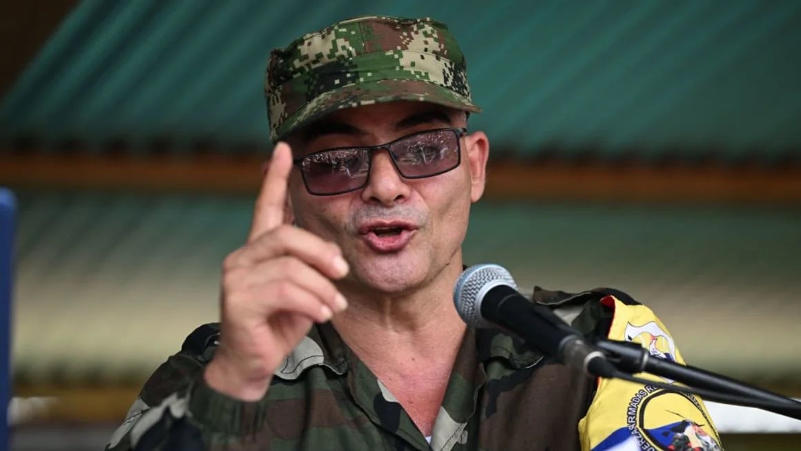 El general Erik Rodríguez aseguró que Iván Mordisco no sobrevivirá a este Gobierno - crédito Joaquín Sarmiento/AFP