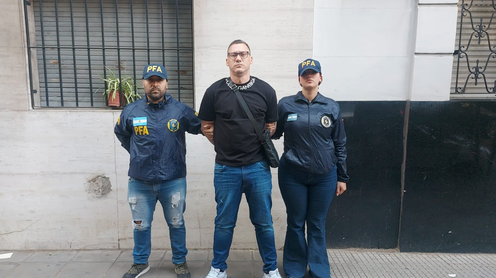 Luis Fernández Albín tras su captura en Flores el mes pasado