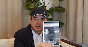 Jaime Bayly publica 'Los golpistas'.