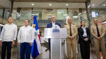 Instancia nacional examina medidas recientes junto a miembros destacados de fuerzas armadas y ministerios al tiempo que discuten desafíos actuales en el ámbito de prevención y orden en distintas demarcaciones (Foto cortesía Presidencia de la República)
