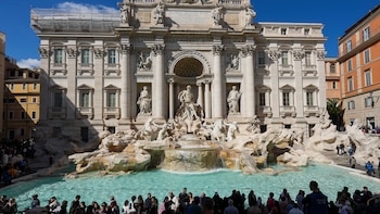 La Fontana de Trevi recauda