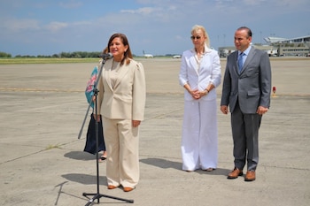 El alcalde de Cali, Alejandro Eder, anunció el arribo de las delegaciones presidenciales para la posesión de Abelardo de la Espriella. En la tarde llegó Karin Herrera, vicepresidente de Guatemala - crédito @alejoeder/X