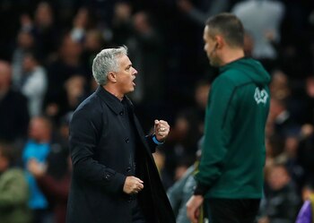 Mourinho suma dos triunfos consecutivos