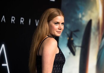 En "Arrival", la actriz Amy