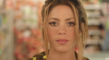 Las impactantes escenas del videoclip