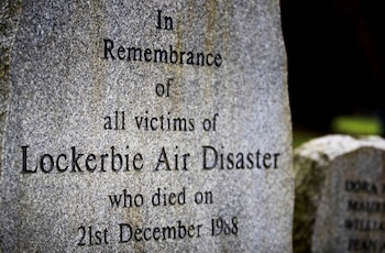 Los restos del avión cayeron sobre un área de más de 2.000 kilómetros cuadrados en los alrededores de Lockerbie, según la investigación (Jane Barlow/Pool via REUTERS)