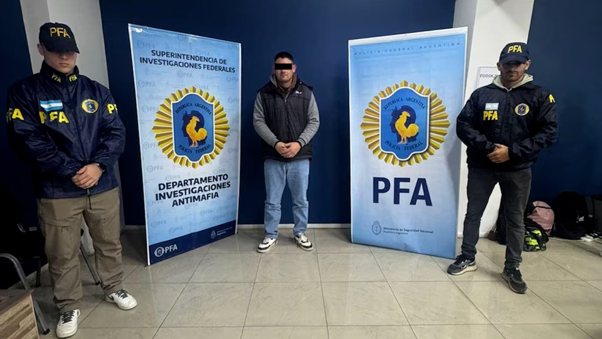 El policía detenido