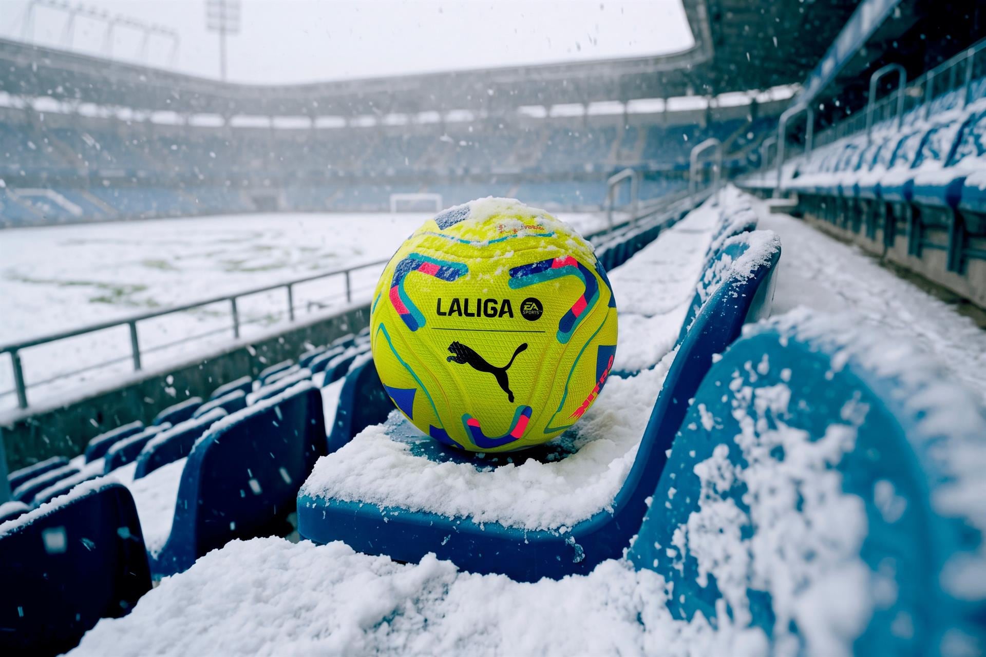 Puma y LaLiga presentan 'Stellar Nitro', el nuevo balón oficial de invierno