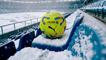 Puma y LaLiga presentan 'Stellar Nitro', el nuevo balón oficial de invierno
