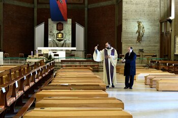 Los muertos por COVID-19 en el mundo superan los 62.373 según la Universidad de Baltimore (REUTERS/Flavio Lo Scalzo)