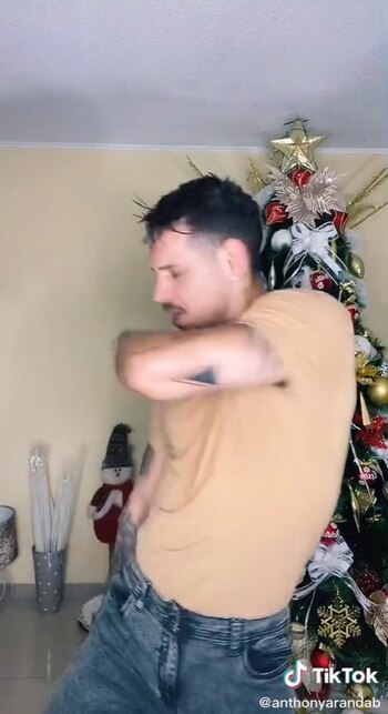 El tatuaje de Anthony Aranda.