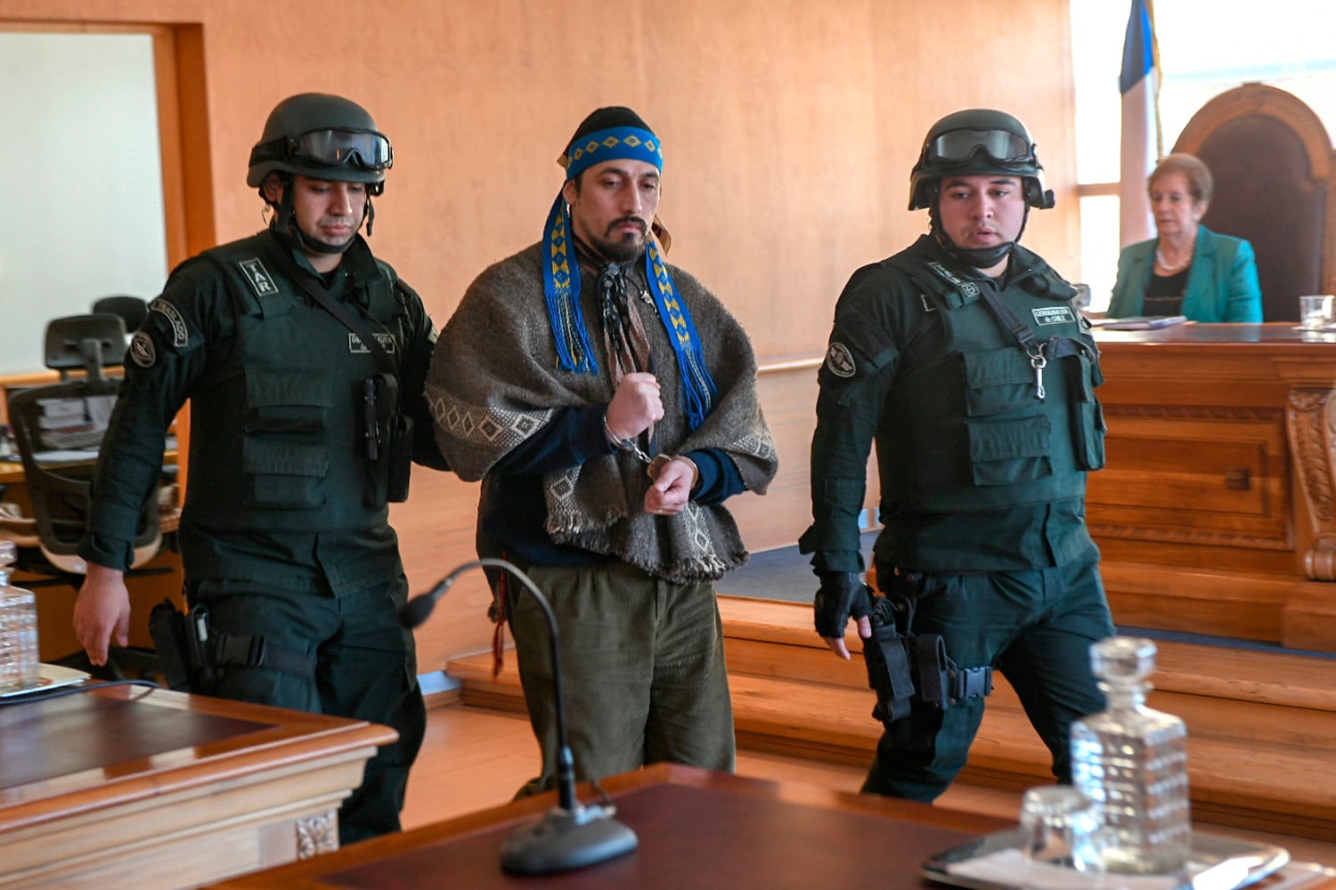 Facundo Jones Huala en enero de 2024, luego de haber sido recapturado y devuelto a Chile para cumplir su condena (Foto: Miguel Ángel Bustos/Atón Chile vía AP)