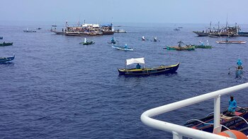 Cientos de pescadores filipinos reclaman