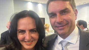 Cabal presumió foto con hijo