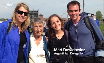 El homenaje de la delegación