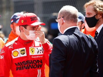 El Ferrari de Leclerc presentó