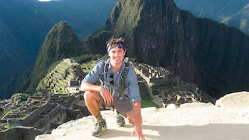 Zac Efron y su visita a Perú donde recorrió la Ciudadela Inca. IG