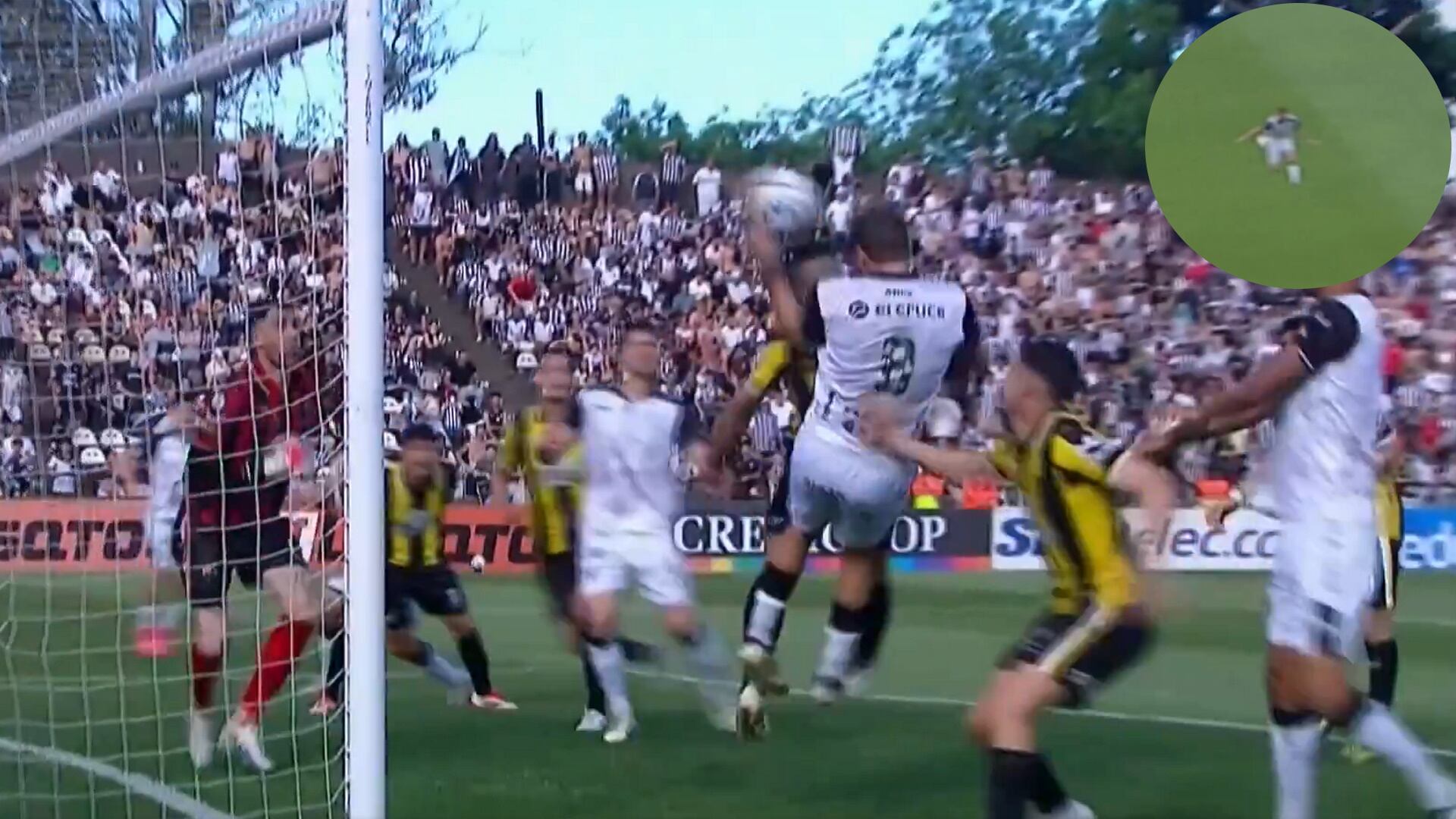 A Gimnasia de Mendoza le anularon dos goles en el primer tiempo en la final por el ascenso ante Deportivo Madryn (captura video)