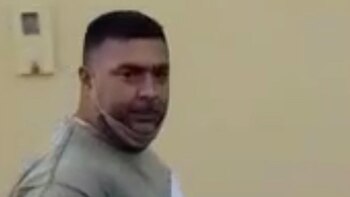 El hombre que golpeó al