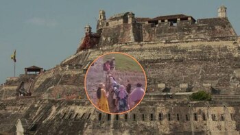 Turistas treparon el Castillo San