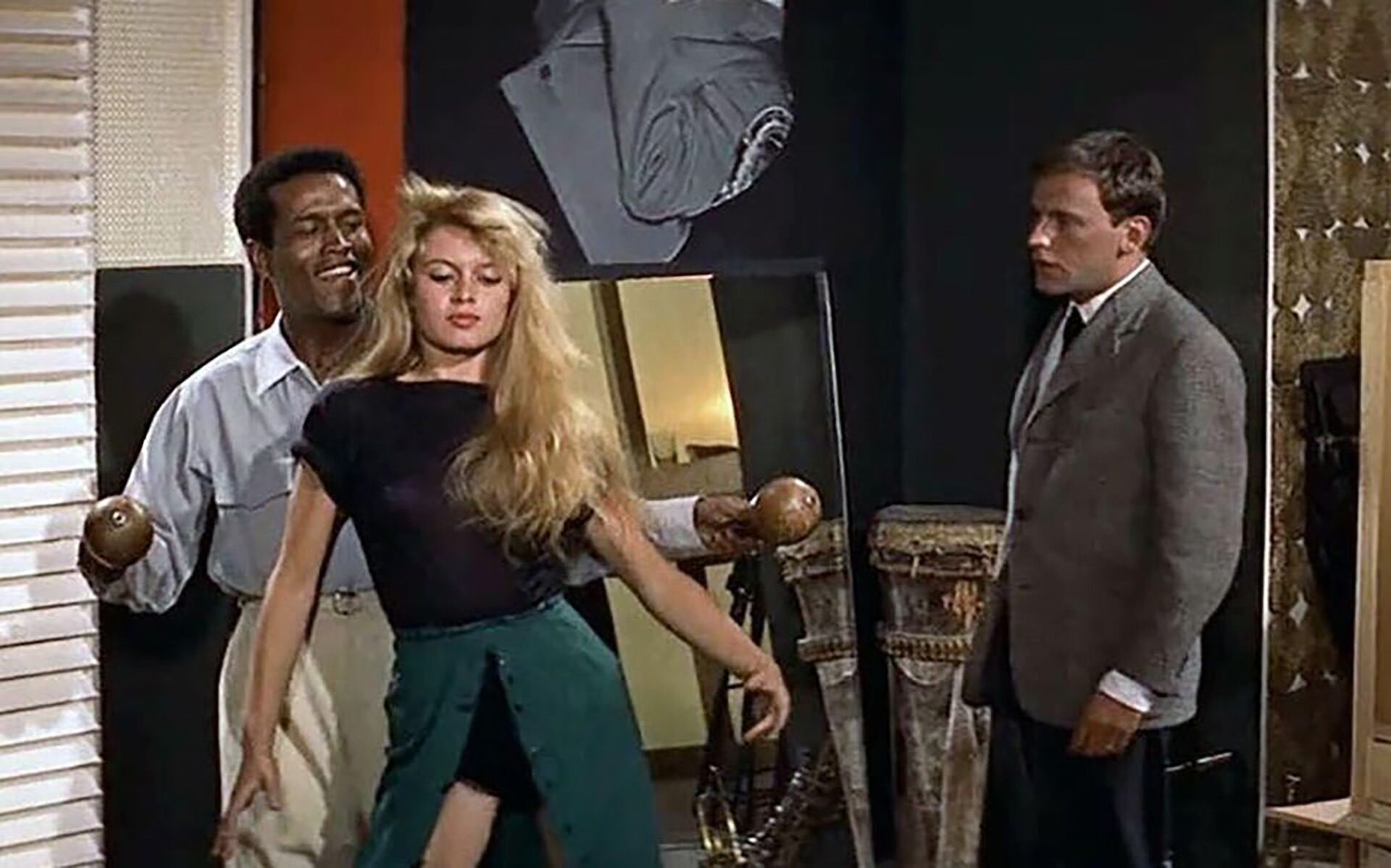 La escena, a la vez inocente y provocadora, encarnó una inminente revolución sexual