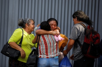 El segundo trimestre de 2026 sumó 5,153 retornos de salvadoreños, con una dinámica similar a la del inicio del año. (REUTERS/Jose Cabezas)