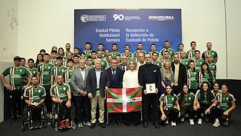 Bengoetxea recibe en Buenos Aires a la Selección de Euskadi de Pelota ante su debut oficial en un Mundial