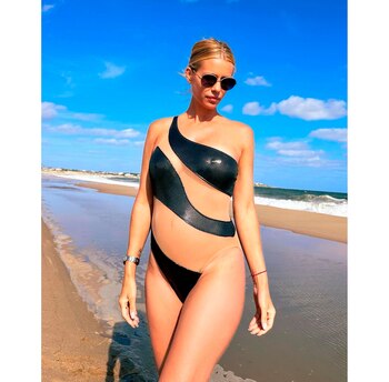 Nicole Neumann lució su embarazo