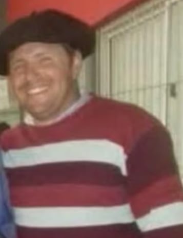 Damián Irungaray, reconocido tropillero y jugador de pato, murió atropellado en la autopista Perito Moreno mientras revisaba su camioneta