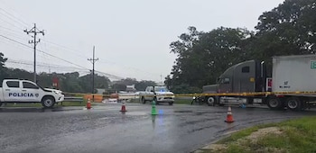 Un hombre salvadoreño sufrió heridas de gravedad tras una discusión entre conductores en El Coyol de Alajuela. (Imagen retomada de Diario Extra)